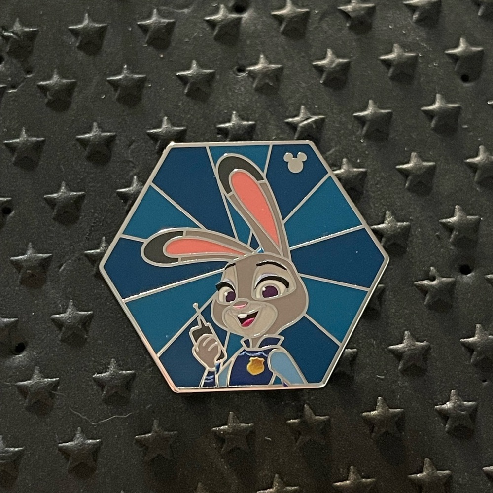 Hidden Mickey Judy hopps pin 2026